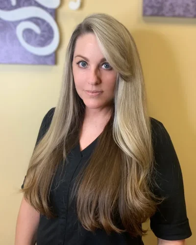 Robyn of Madison Avenue Salons
